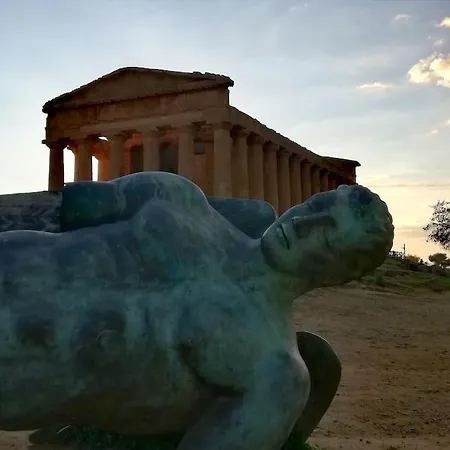 Semesterbostad Un Balcone Sul Mare Ad Agrigento *